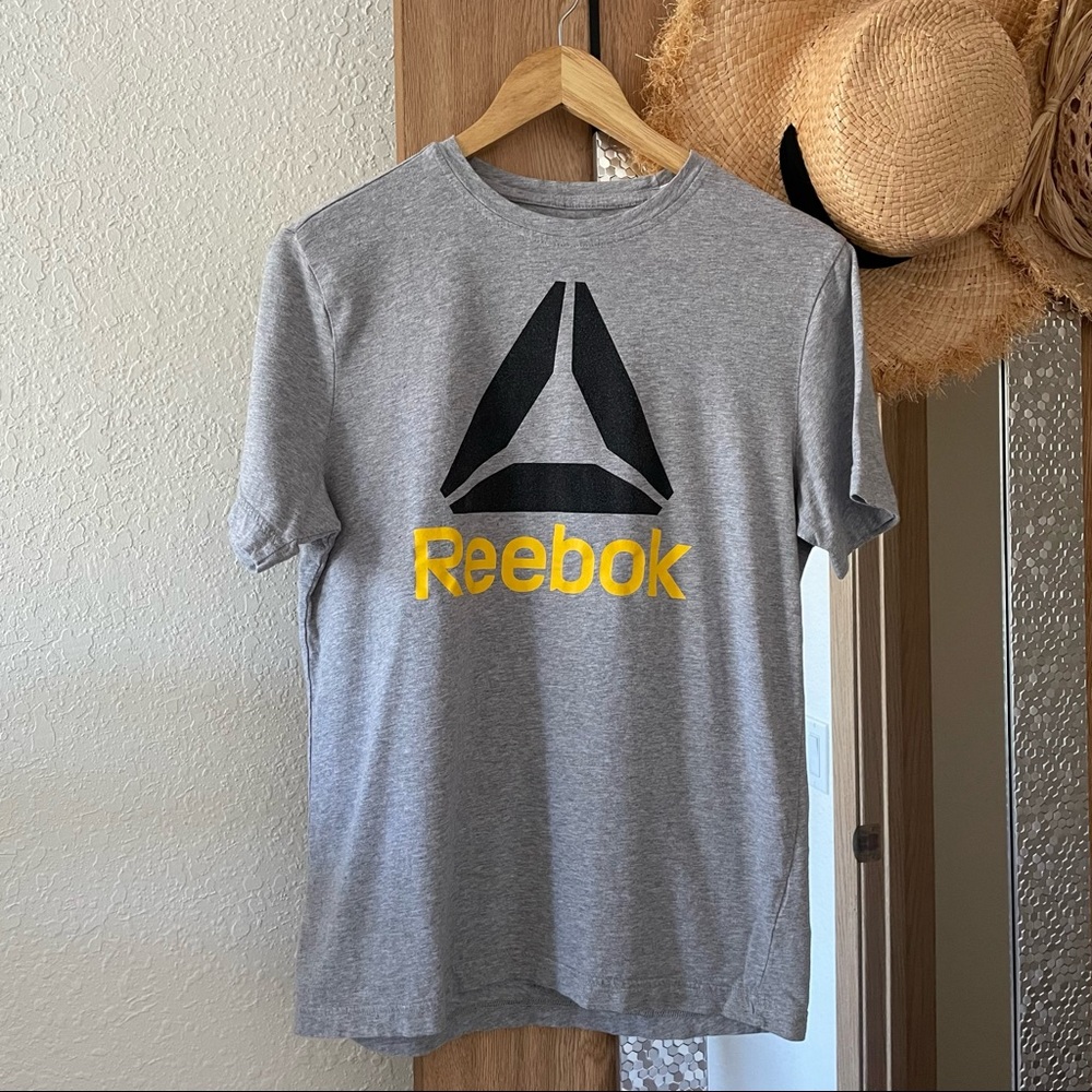 Reebok activewear t shirt